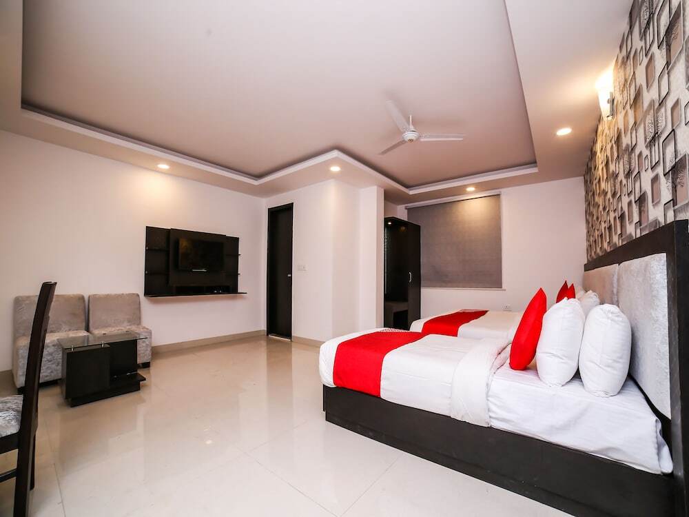 Нью-Дели: OYO 24943 Hotel Airport Zone Olive