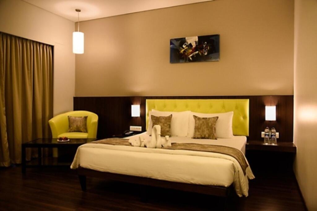Хубли: Phlox Hotel Hubli