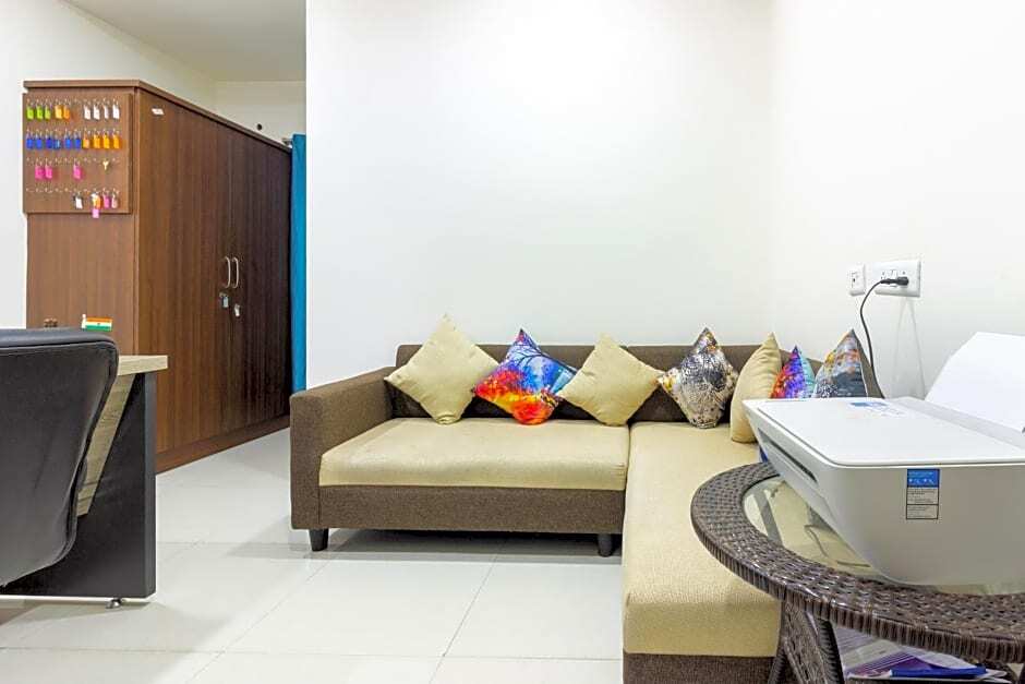 Хидерабад: OYO 44149 Gachibowli Inn