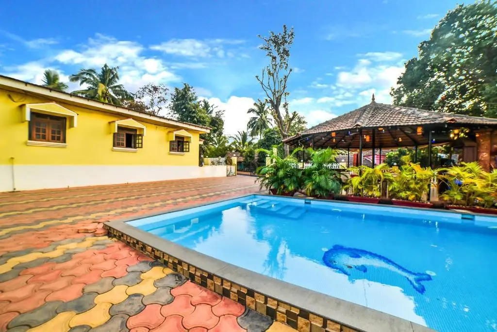 Вагатор: FabExpress Yoyo Cottage Chapora Fort