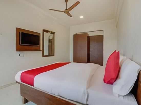 Тхане: Hotel Della Comforts