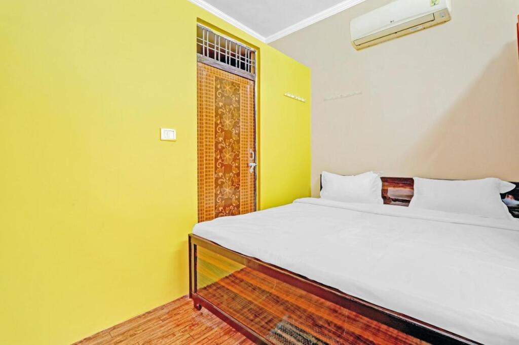 Лакхнау: OYO 84120 Hotel R S Gold Night
