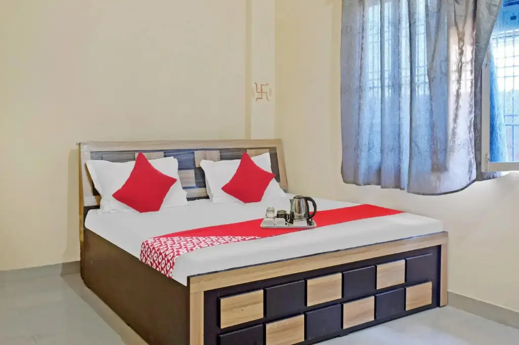 Сарнатх: OYO 87180 Hotel Royal Galaxy
