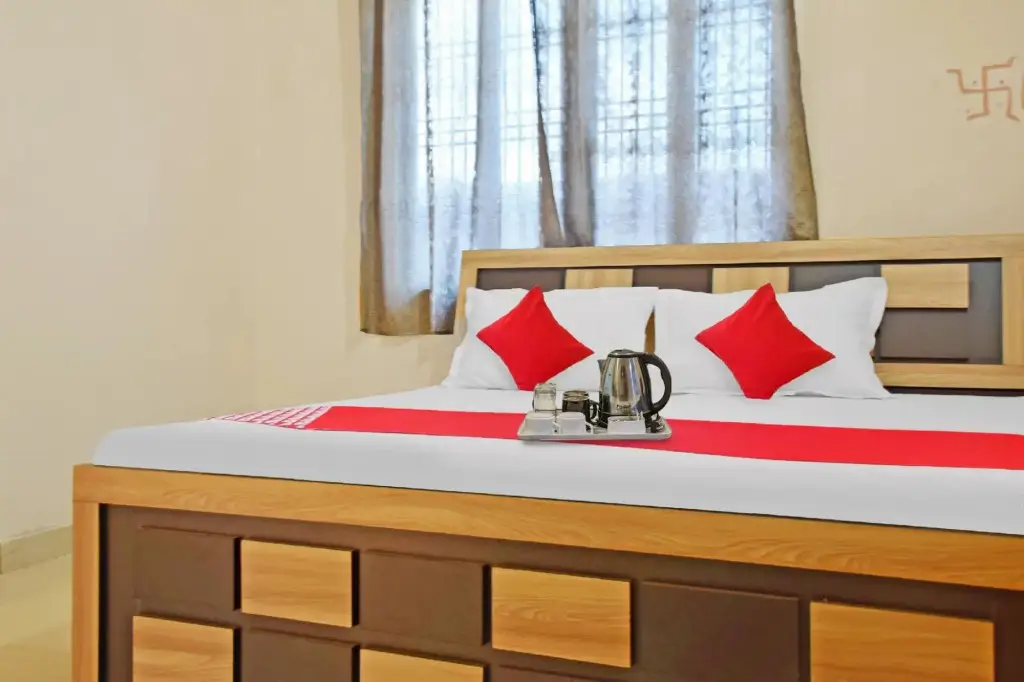 Сарнатх: OYO 87180 Hotel Royal Galaxy