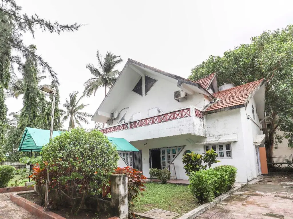 OYO 60626 Dumas Homestays — фото 1