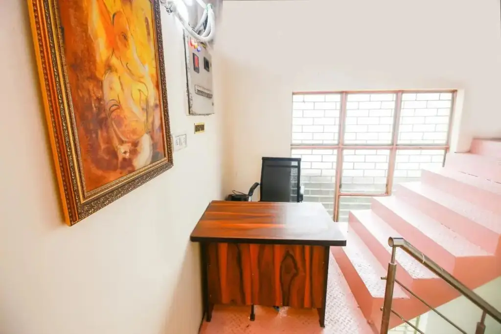 Газиабад: Oyo 67068 Ansh Residency