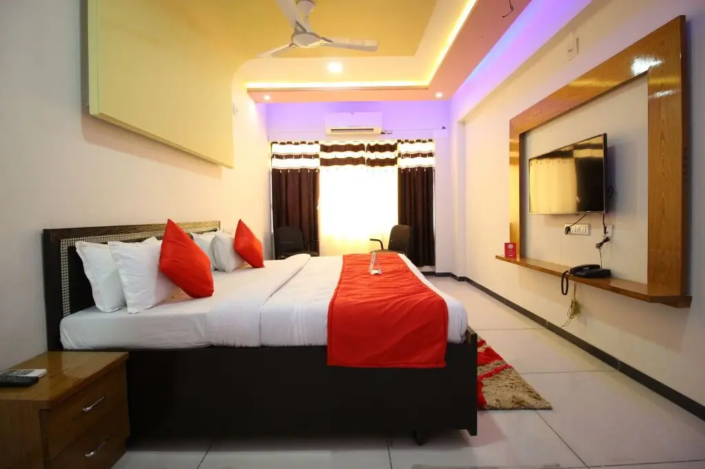 Гандхинагар: OYO 5584 Hotel Siddharth Inn