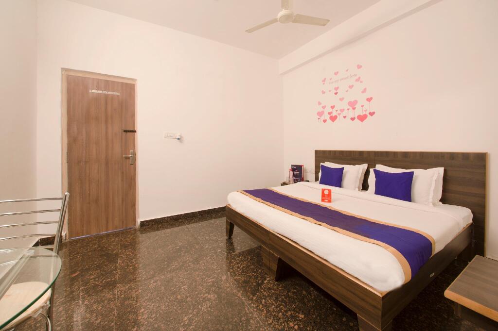 Секундерабад: OYO 9936 Elite Inn