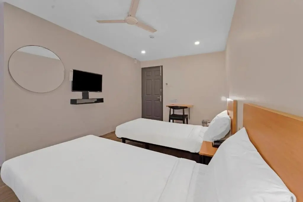 Ченнаи: Oyo Townhouse 74252 Haha Stays Perungudi