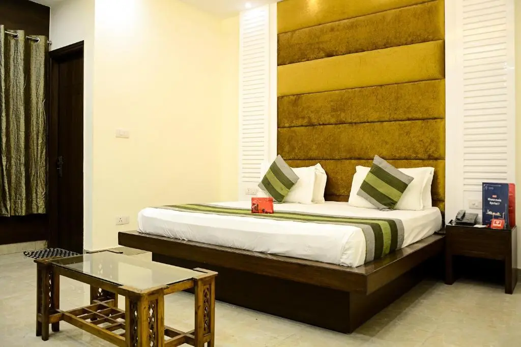 Нью-Дели: OYO 3394 Hotel Centra Inn