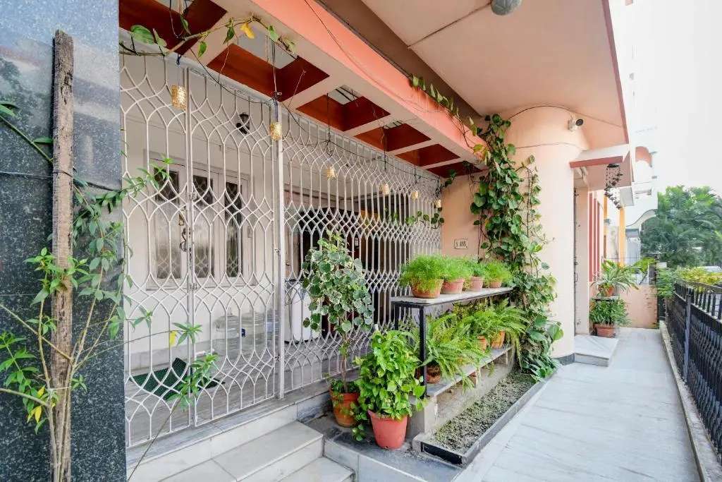 Колката: OYO Flagship 84103 Blue Star Guest House