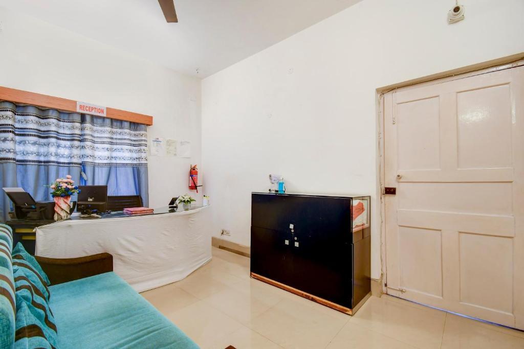 Колката: OYO Flagship 84103 Blue Star Guest House