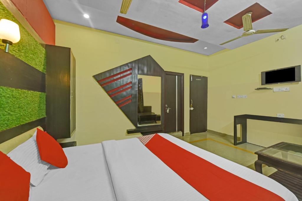 Удаипур: OYO 82199 Sk Hotel
