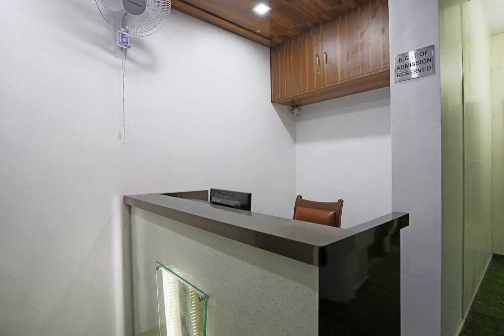 Нью-Дели: OYO 625 Svaruchi Inn