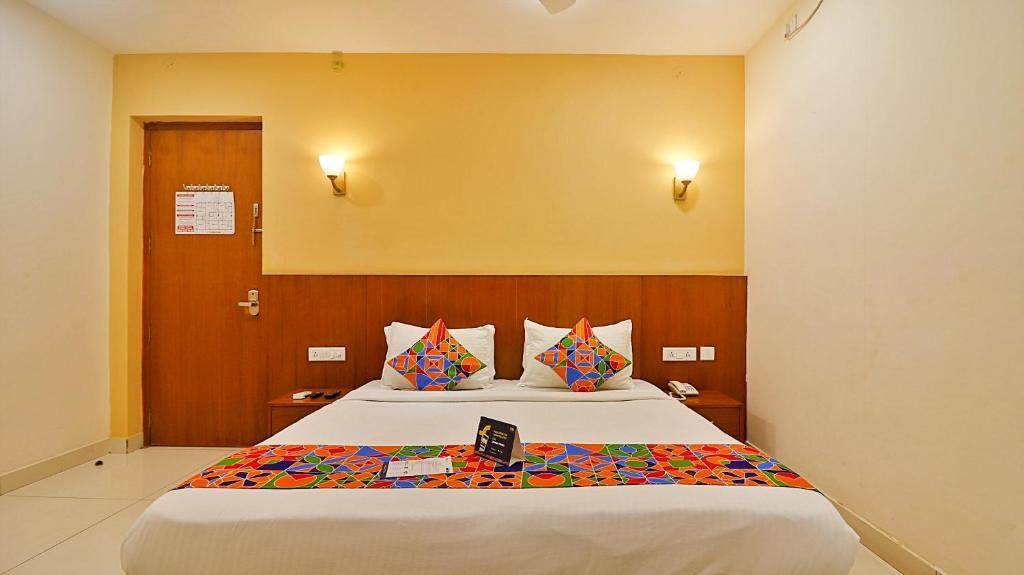 Хидерабад: Fabhotel Eminent Suites Gachibowli