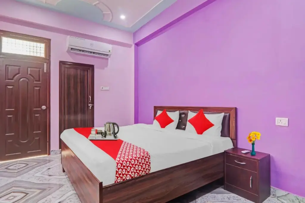 Праяградж: Oyo Flagship 92640 Sunshine Inn
