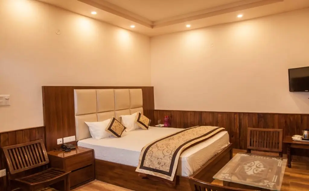 Кангра: Hotel Dharamshala Paradise