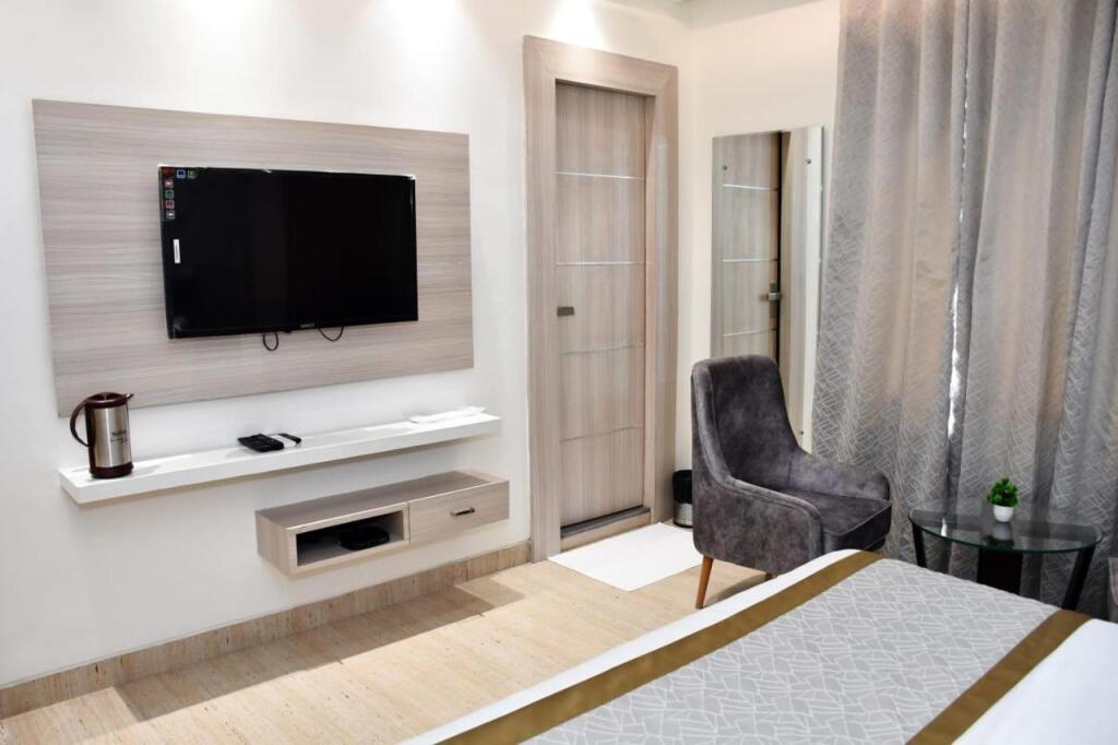 Барейлли: Hotel Amber Continental