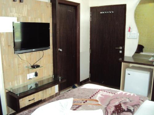 Бхилвара: KC Hotel