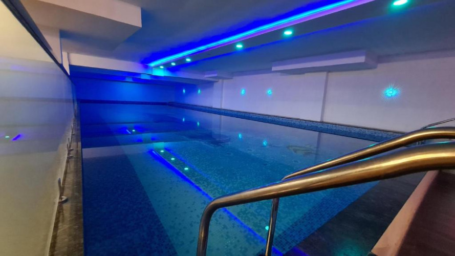 Биджапур: Galaxy Club & Hotel