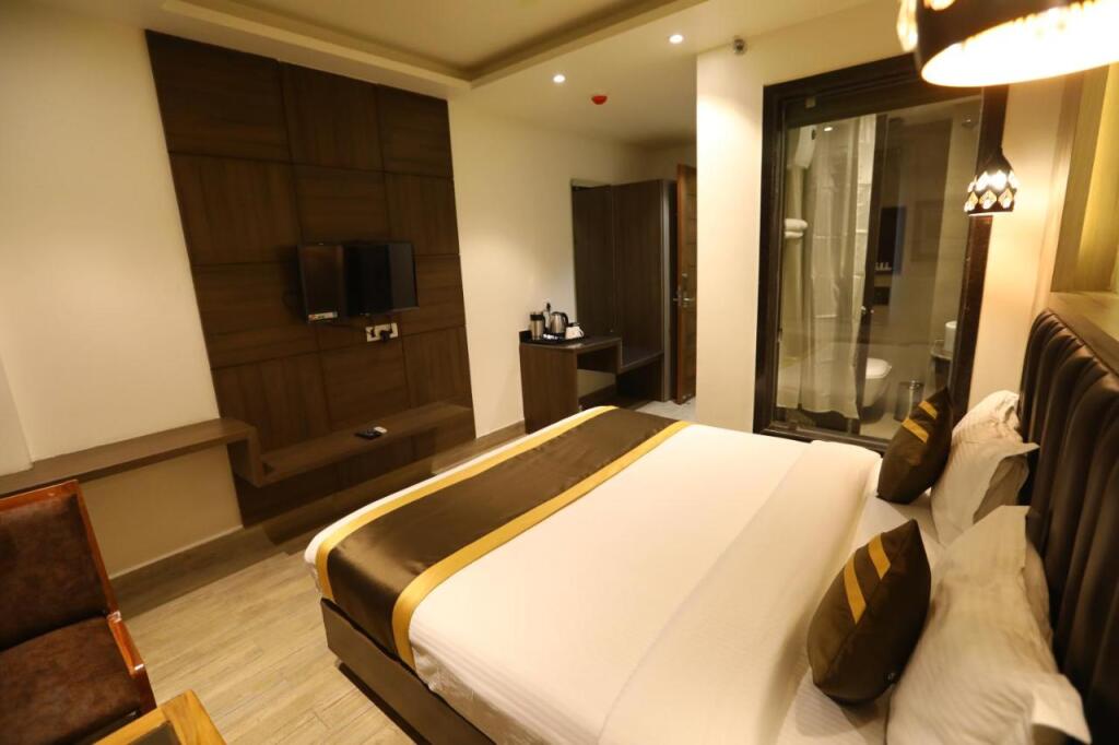 Лакхнау: Hotel D SilverLeaf