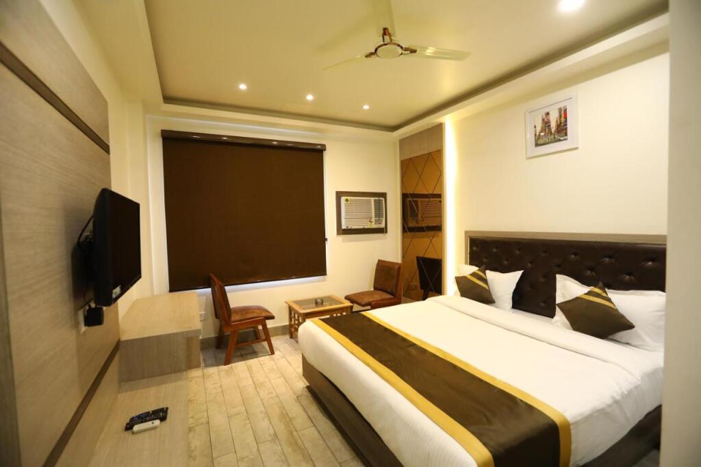 Лакхнау: Hotel D SilverLeaf