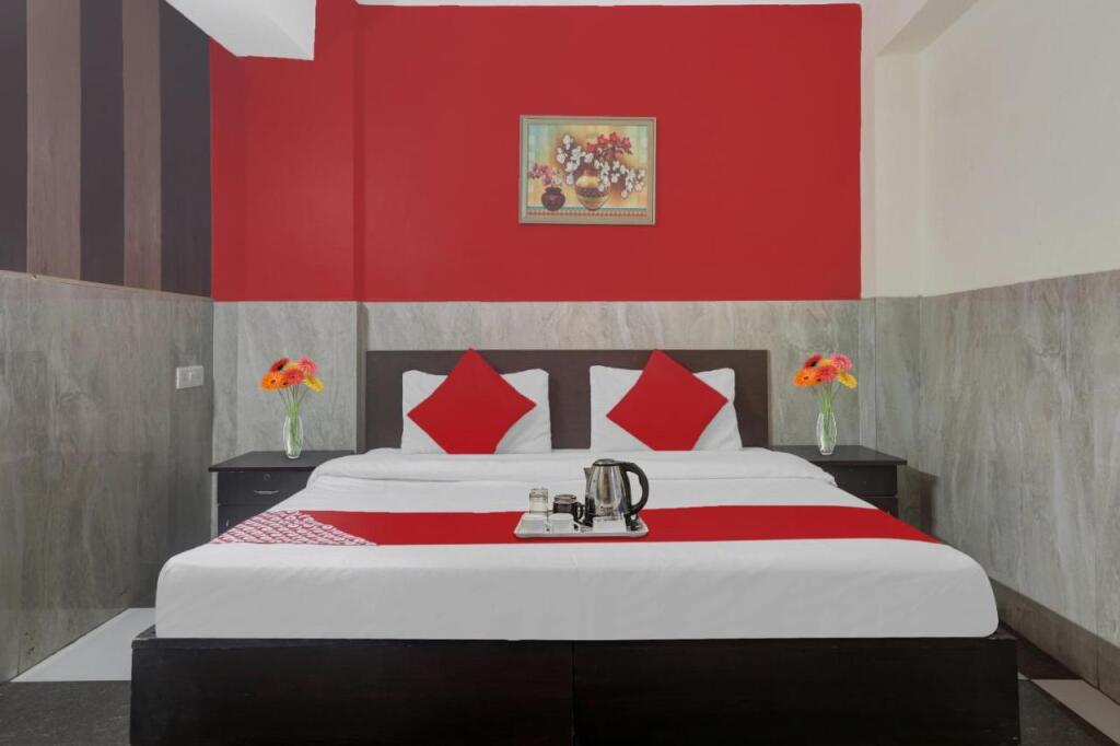 Нью-Дели: Oyo Flagship 92975 Hotel Small Town