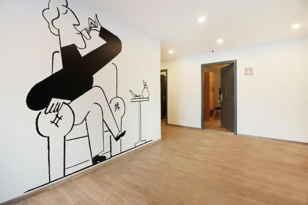 Хидерабад: Oyo Townhouse 151 De Alphabet