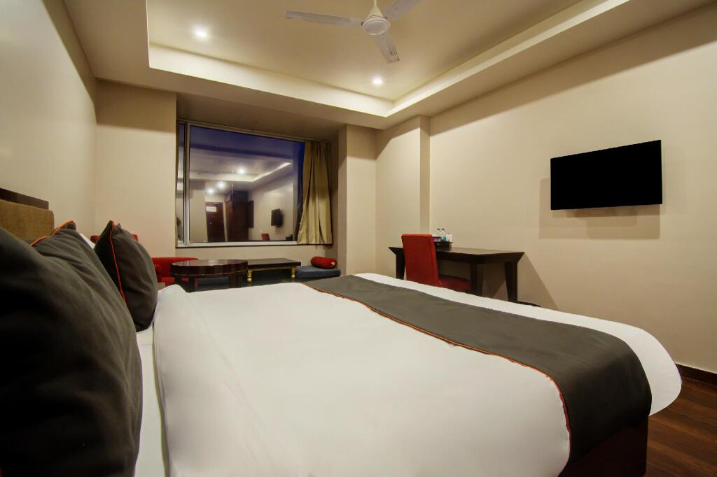 Джайпур: Oyo Townhouse  132 Hotel The Grand