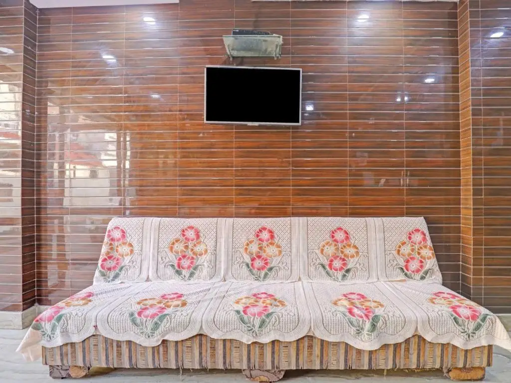 Катра: OYO 84081 Hotel Suhani Katra