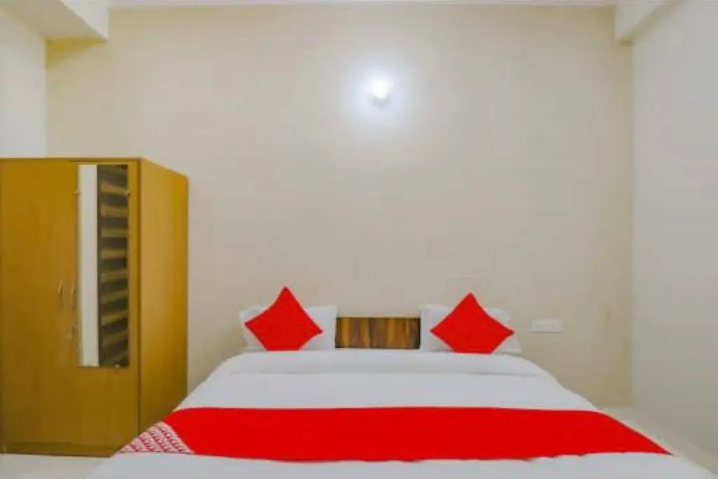 Нойда: OYO 80482 Hotel Soho