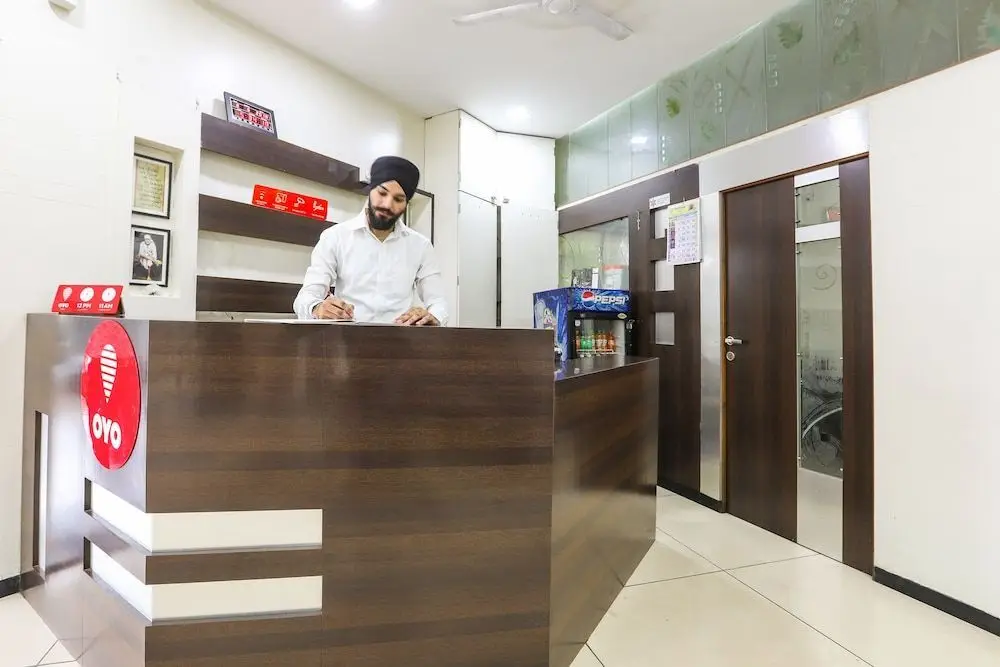 Нашик: OYO Flagship 14283 Hotel Shanti Inn