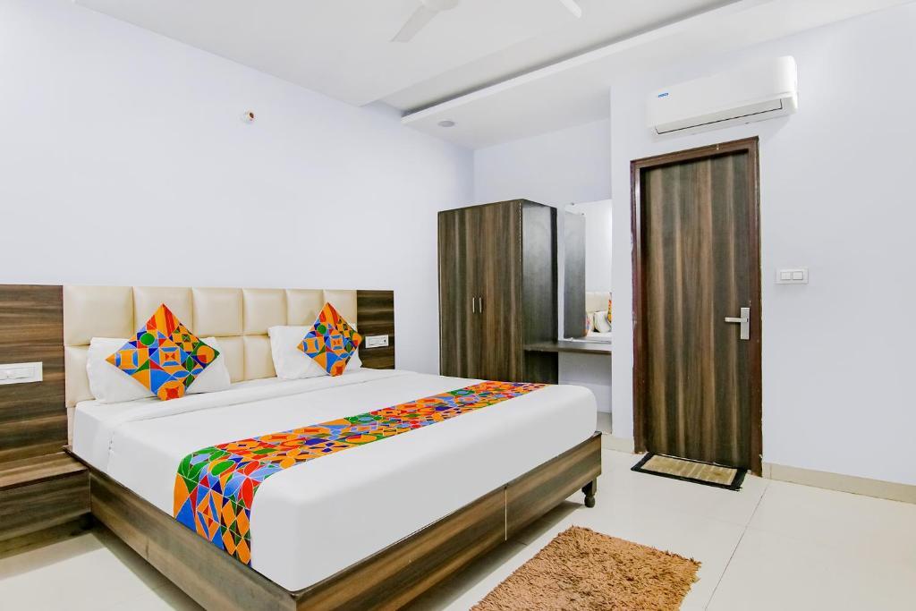 Зиракпур: Fabhotel Galaxy View