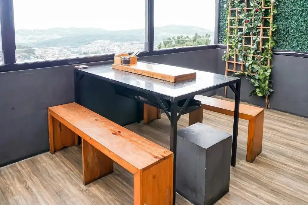 Шиллонг: OYO Flagship 48518 Deimaia Guest House