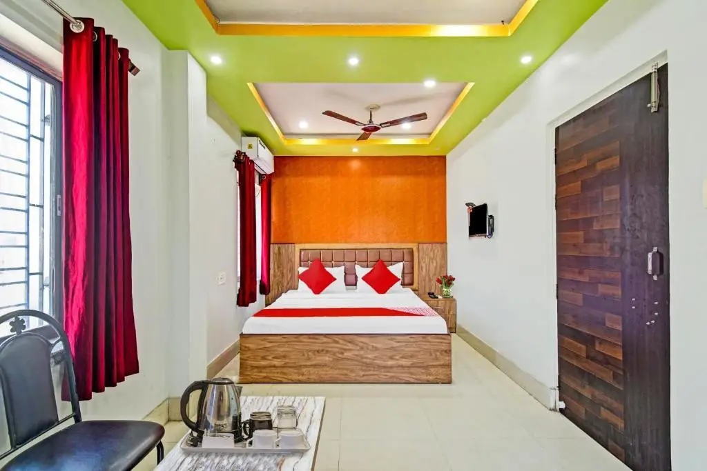 Панихати: OYO 87773 Hotel Stay Inn