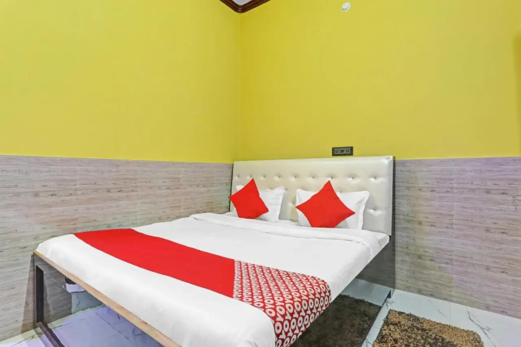Лакхнау: Oyo 87705 Hotel Bdr Lawn