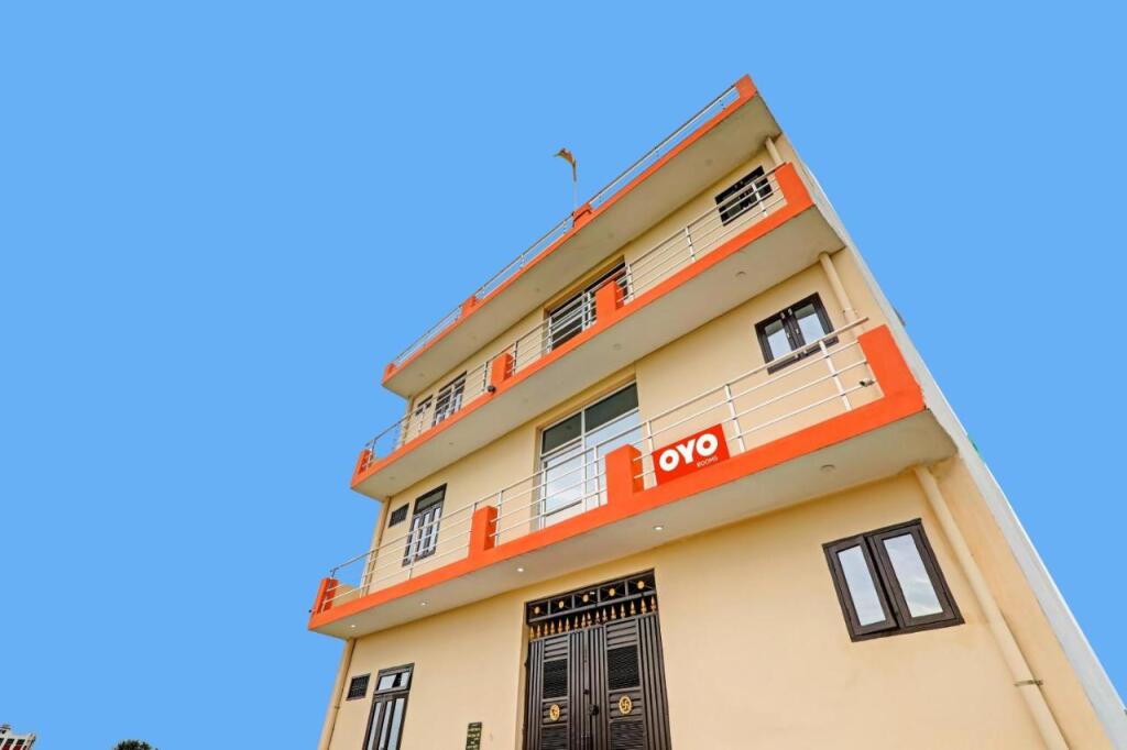 Oyo Flagship 92974 Villa Palace Hotel — фото 1