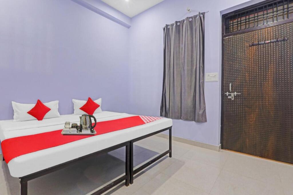 Лакхнау: Oyo Flagship 92974 Villa Palace Hotel