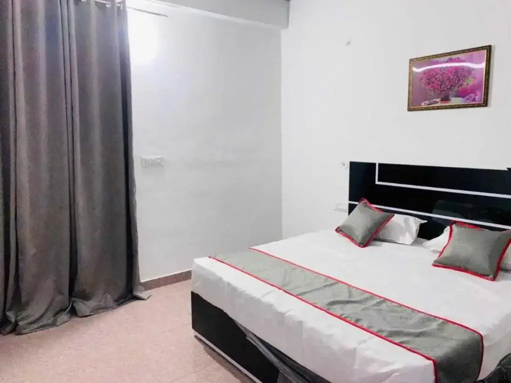 Гуруграм: Oyo Super 7 Hotel