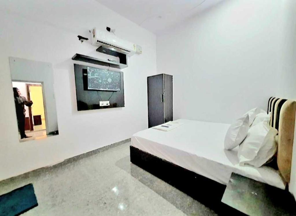 Матхура: Oyo 93409 Shyama Guest House