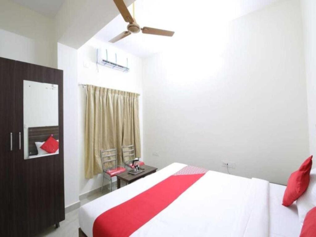Майсур: Oyo Flagship 92914 Mathura Inn