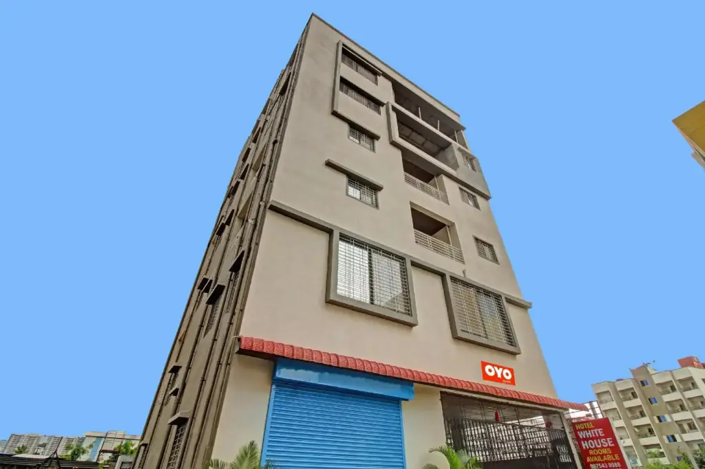 Хинджевади: Oyo Flagship 93292 Hotel White House