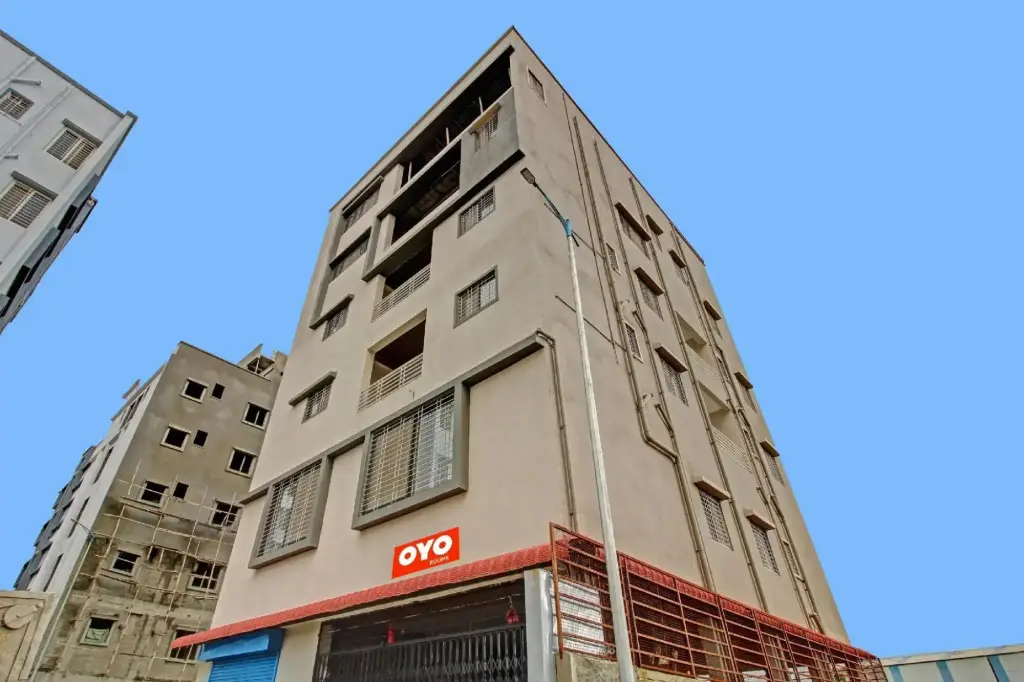 Хинджевади: Oyo Flagship 93292 Hotel White House