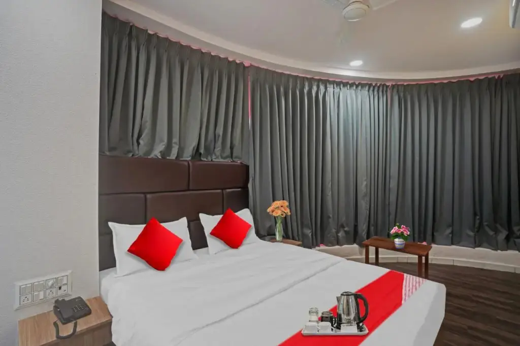 Super Oyo Flagship Hotel Infinity — фото 1