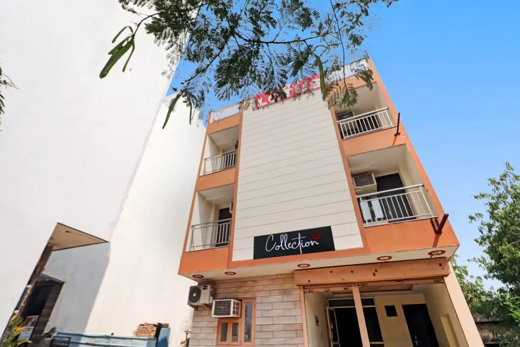 Нью-Дели: Collection O Hotel Lotus Near Dwarka Sector 9 Metro Station