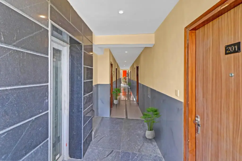 Нью-Дели: Collection O Horizon 2 Near Indira Gandhi International Airport