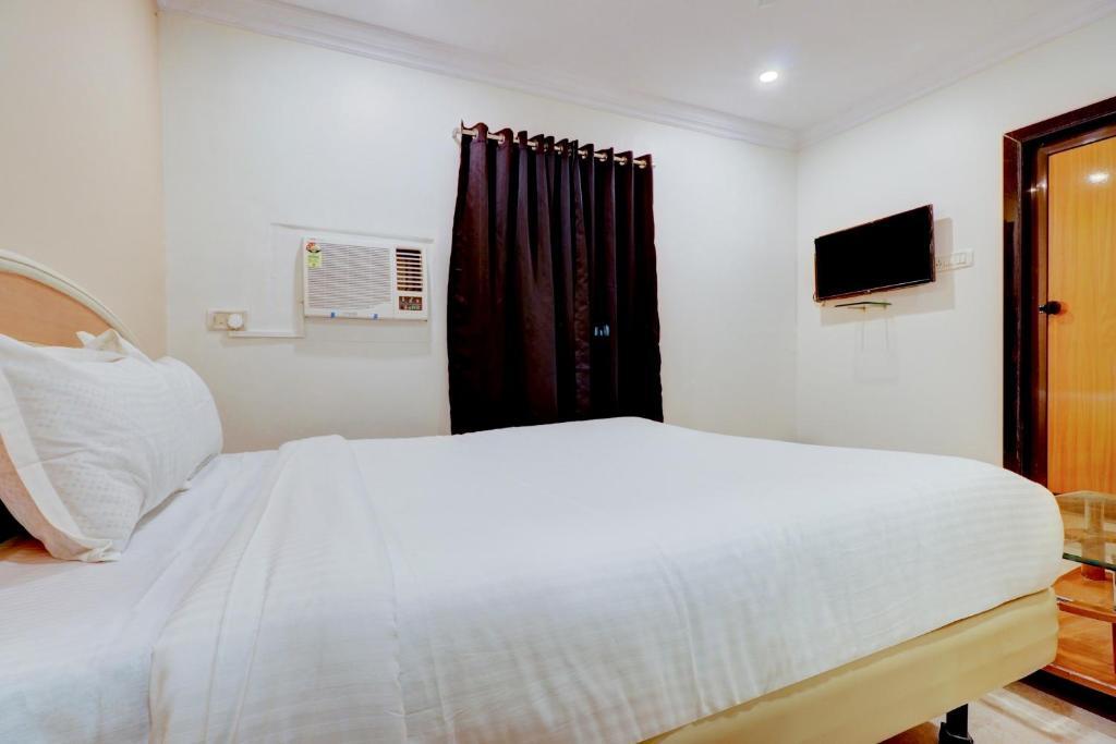 Мумбаи: Collection O 83805 De Meridian Hotel