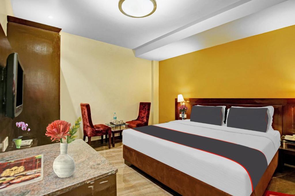 Лудхиана: Collection O 92973 Hotel Royal Jihaan