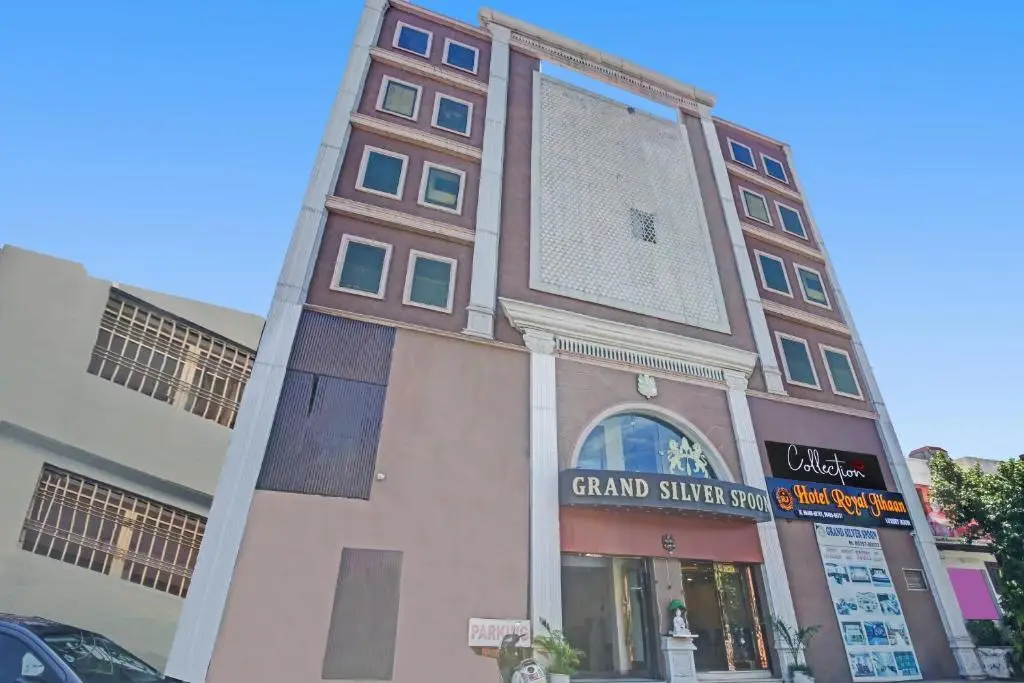 Collection O 92973 Hotel Royal Jihaan — фото 1