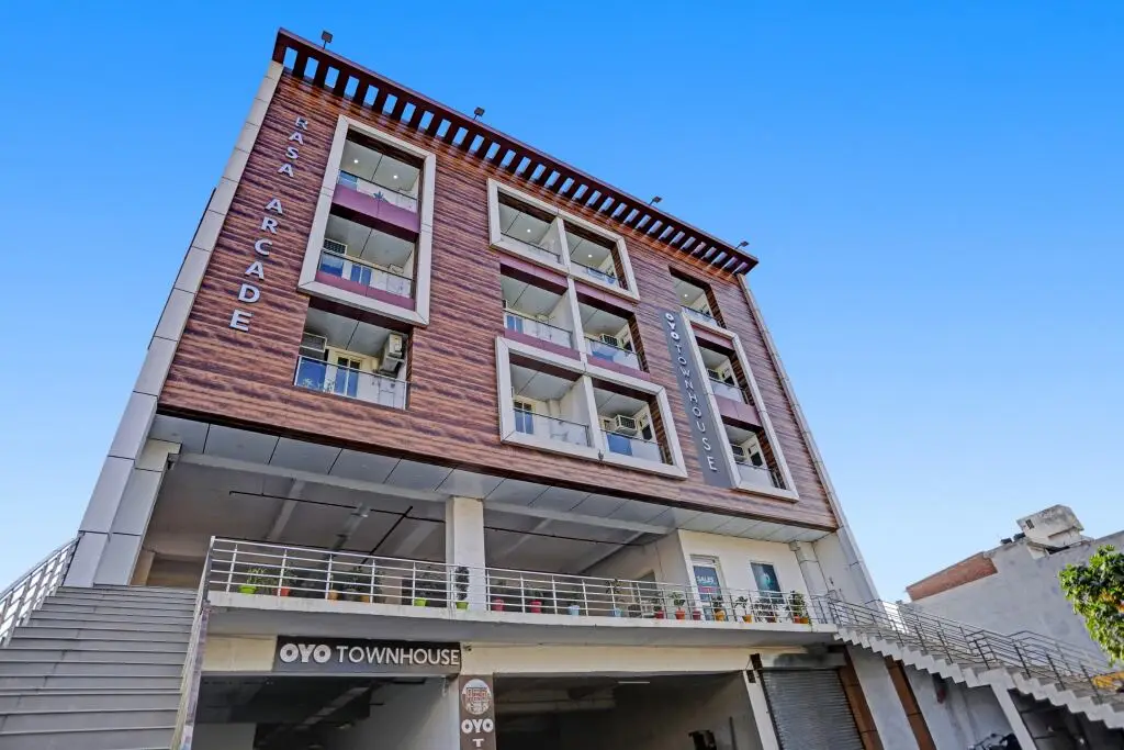Townhouse 93629 Rasa Arcade — фото 1